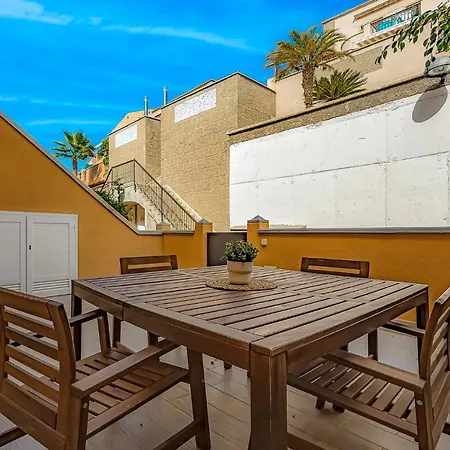 Apartment 2-bed Amazing Ocean View